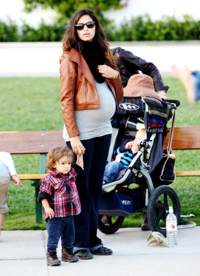 Camila Alves pic #243352