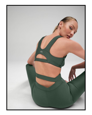 photo 9 in Candice Swanepoel gallery [id1335525] 2023-10-16 00:00:00