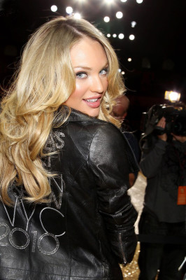 Candice Swanepoel pic #304241