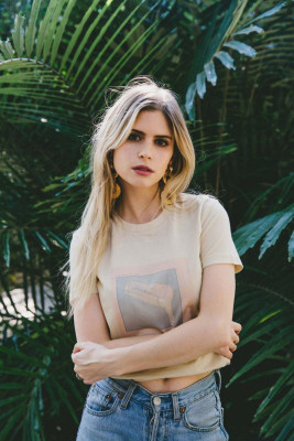 photo 3 in Carlson Young gallery [id1164817] 2019-07-31 00:00:00