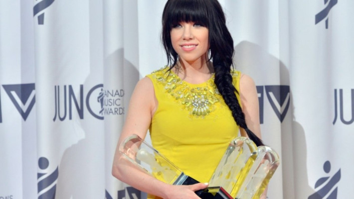 Carly Rae Jepsen pic #617250