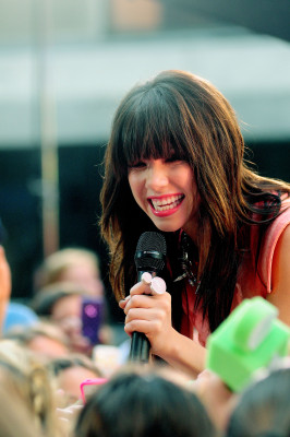 Carly Rae Jepsen pic #526962