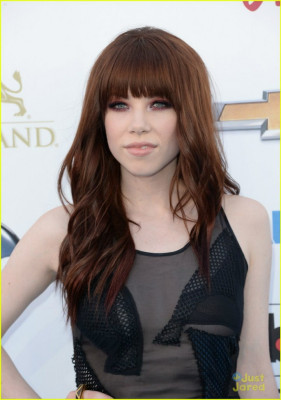 Carly Rae Jepsen pic #621650