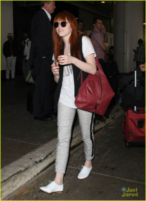 Carly Rae Jepsen pic #696900