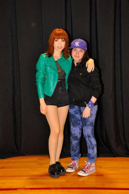 Carly Rae Jepsen pic #711217