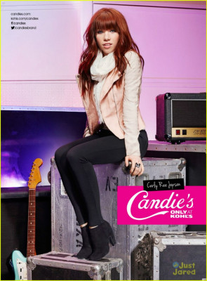 Carly Rae Jepsen pic #697011