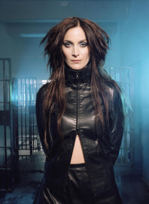 photo 21 in Carrie Anne Moss gallery [id564592] 2013-01-05 00:00:00