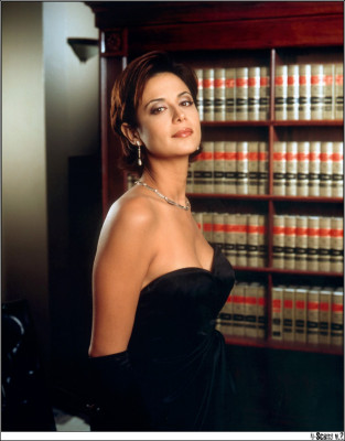 Catherine Bell pic #13319