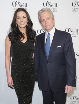 Catherine Zeta Jones pic #477340