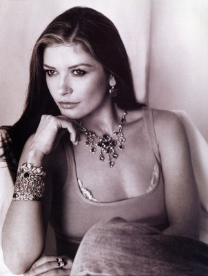 Catherine Zeta Jones pic #52242