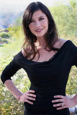 Catherine Zeta Jones pic #40062