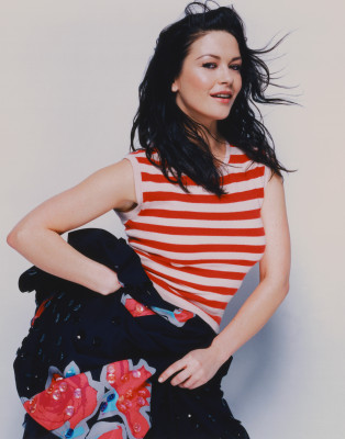 Catherine Zeta Jones pic #499627