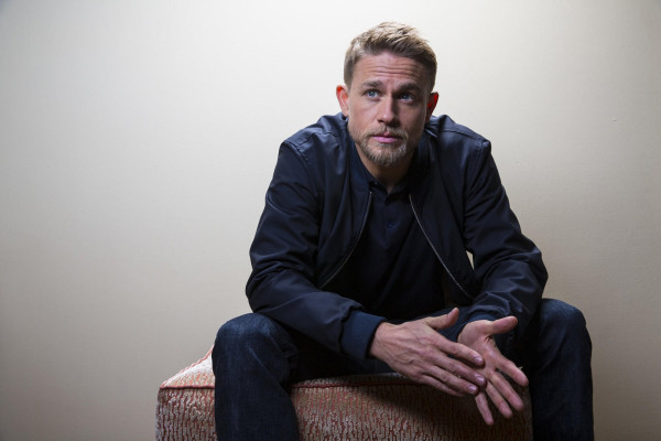 Charlie Hunnam pic #925042