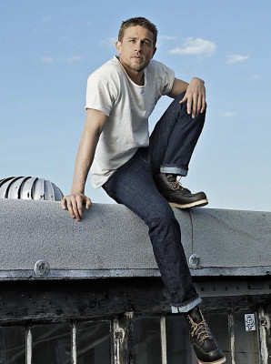Charlie Hunnam pic #927234