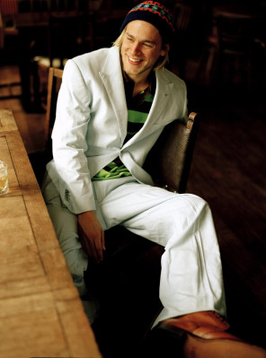 Charlie Hunnam pic #521836