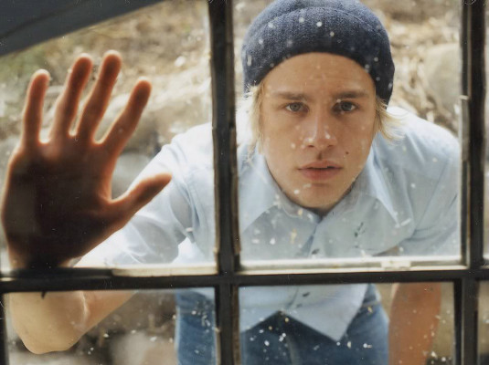 Charlie Hunnam pic #522158