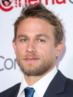 Charlie Hunnam pic #921215