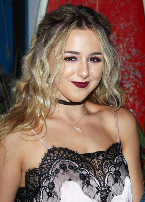 Chloe Lukasiak pic #1093386