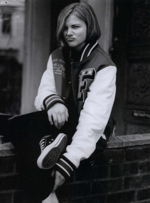 photo 7 in Chloe Moretz gallery [id319945] 2010-12-23 00:00:00