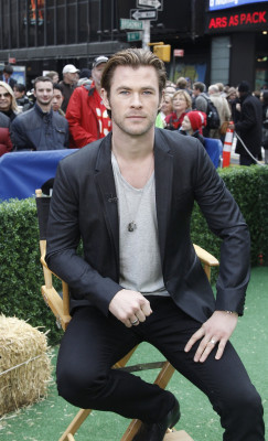 photo 17 in Chris Hemsworth gallery [id698148] 2014-05-14 00:00:00
