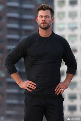 photo 20 in Chris Hemsworth gallery [id1194359] 2019-12-13 00:00:00