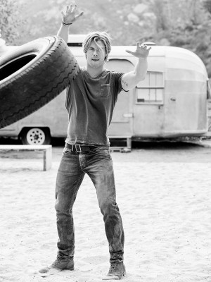 photo 26 in Chris Hemsworth gallery [id744141] 2014-11-29 00:00:00