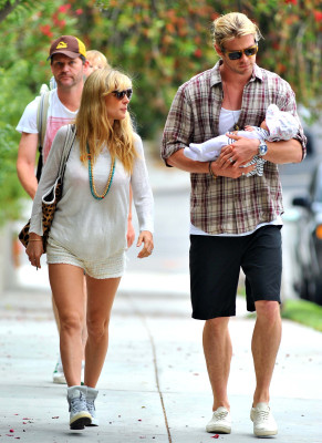 photo 24 in Chris Hemsworth gallery [id516062] 2012-07-26 00:00:00