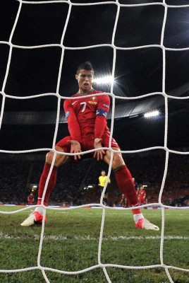 photo 13 in Cristiano Ronaldo gallery [id534598] 2012-09-21 00:00:00
