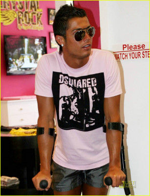 photo 6 in Cristiano Ronaldo gallery [id540243] 2012-10-07 00:00:00