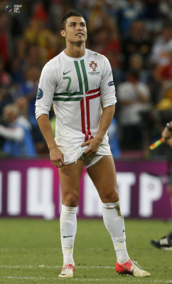 photo 16 in Cristiano Ronaldo gallery [id552590] 2012-11-18 00:00:00
