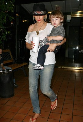 Christina Aguilera pic #470923