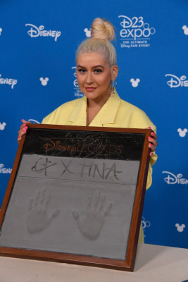 Christina Aguilera pic #1171449