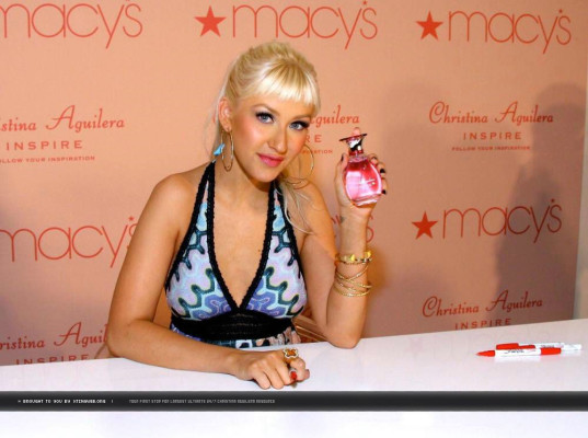 Christina Aguilera pic #119184