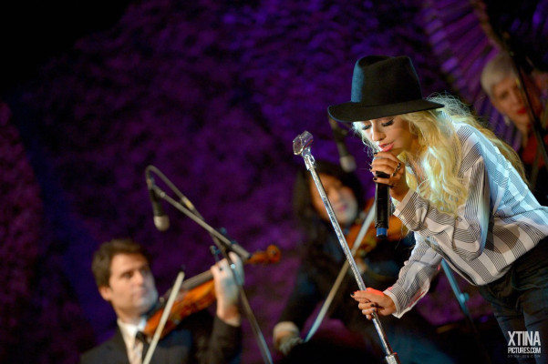 Christina Aguilera pic #689337