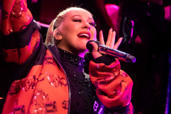 Christina Aguilera pic #1190423
