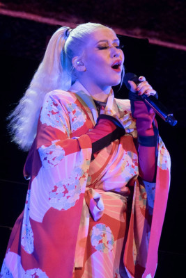 Christina Aguilera pic #1190422