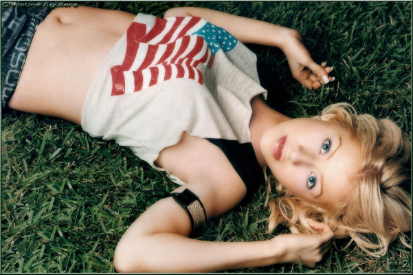 Christina Aguilera pic #818