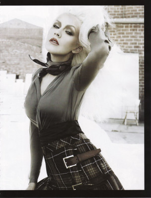 Christina Aguilera pic #109170