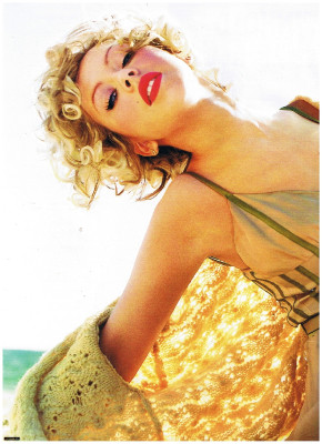 Christina Aguilera pic #74581