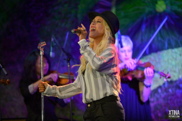 Christina Aguilera pic #689310