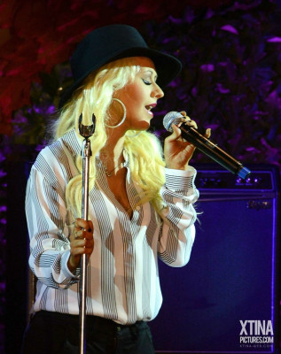 Christina Aguilera pic #689343