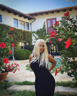Christina Aguilera pic #1240297
