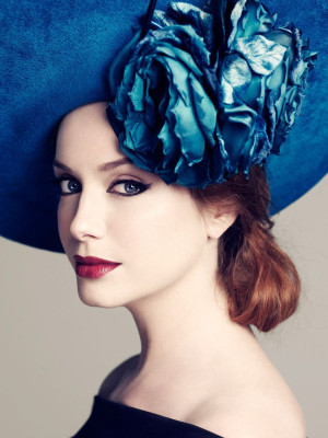photo 3 in Christina Hendricks gallery [id1342244] 2024-01-26 00:00:00