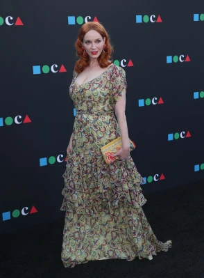 photo 10 in Christina Hendricks gallery [id1303968] 2022-07-04 00:00:00
