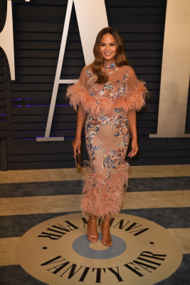 photo 3 in Christine Teigen gallery [id1110812] 2019-02-28 00:00:00
