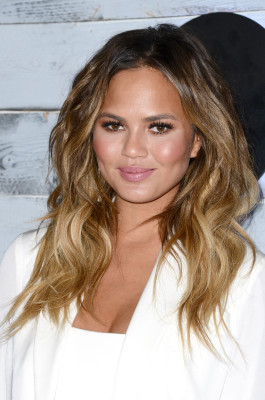 Christine Teigen pic #805423