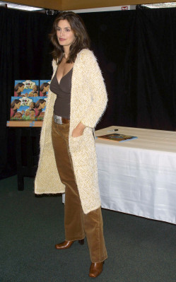 Cindy Crawford pic #7584