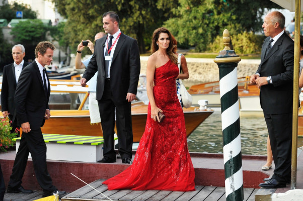 Cindy Crawford pic #399985