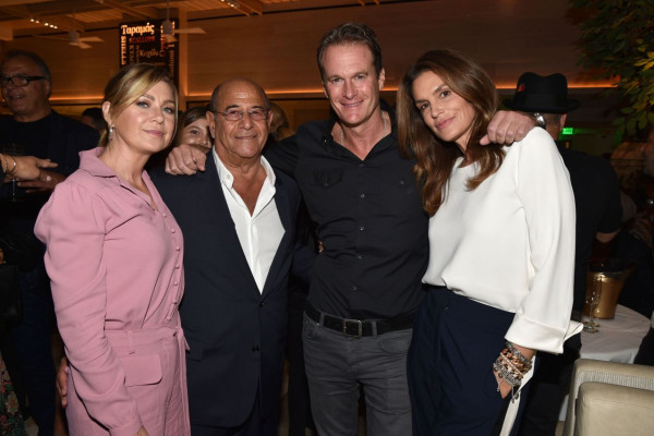 Cindy Crawford pic #1033210