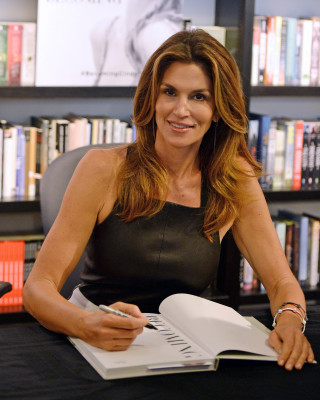 Cindy Crawford pic #805548